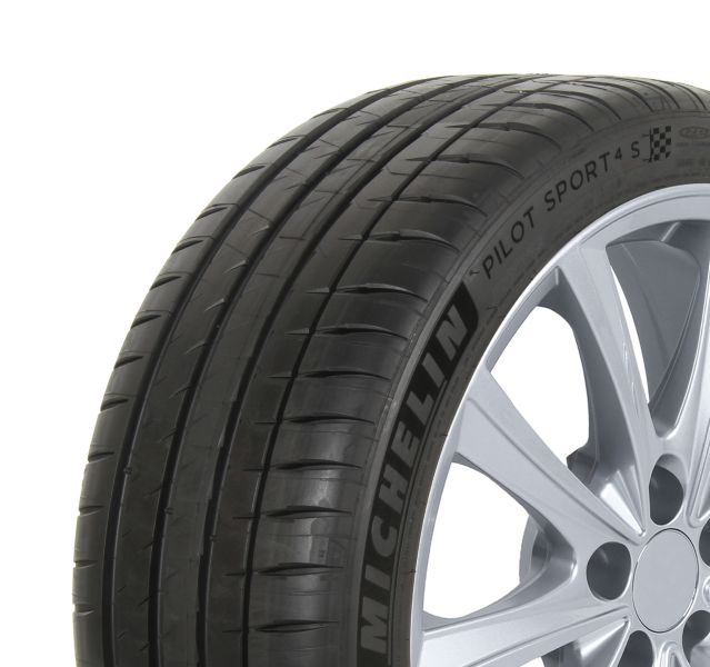 4x Michelin Pilot Sport 4 S  245/40R18 + Stopuri LED
